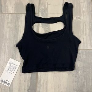 🍋 Lululemon LA front cutout tank 🍋